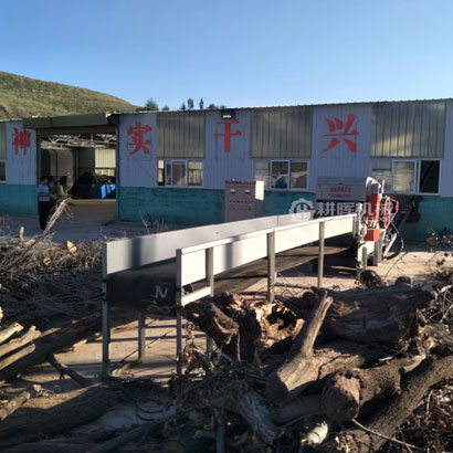 臥式樹(shù)枝切片機(jī)全自動(dòng)樹(shù)枝粉碎機(jī)大型樹(shù)枝破碎